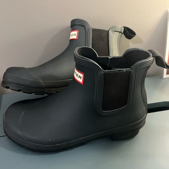 Hunter Black Rain Boots - Picture 2 of 3